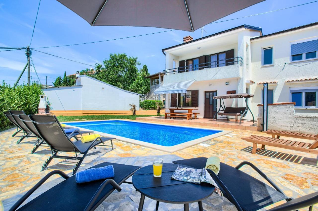Villa Dante Medulin Exterior photo